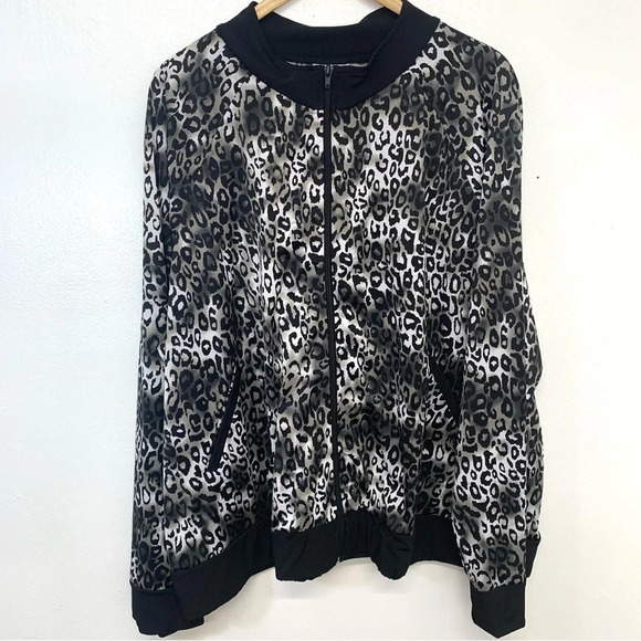 Womans‎ Jacket Lightweight 3X  Black Leopard Print Full Zip Pockets Boho Travel - Picture 1 of 11